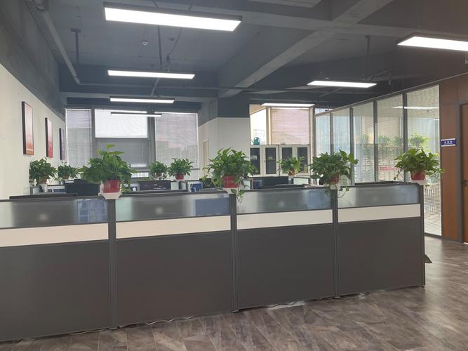 經營范圍包括:一般項目:工程管理服務;企業管理咨詢;社會經濟咨詢服務